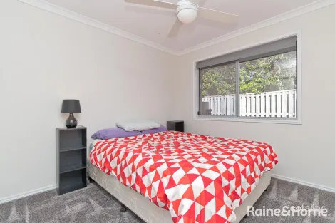 Property photo of 21 Crossing Drive Eatons Hill QLD 4037