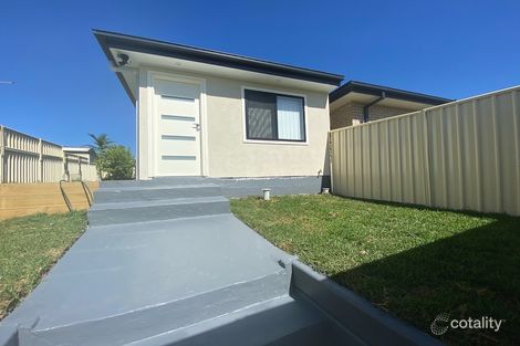 Property photo of 39 McLaughlin Circuit Bradbury NSW 2560