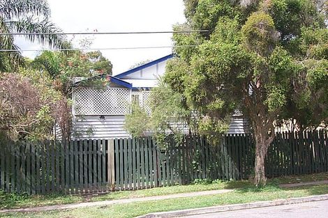 45 Robinson St, Coorparoo, QLD 4151