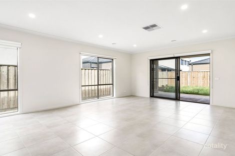 Property photo of 3 Landsdowne Avenue Mickleham VIC 3064