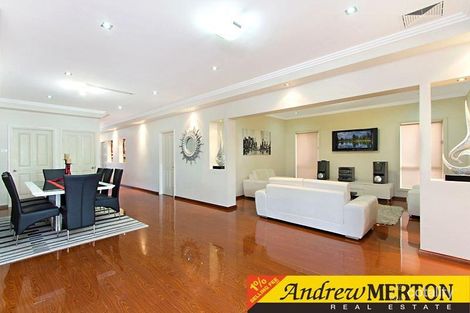 Property photo of 15 Granada Place Oakhurst NSW 2761
