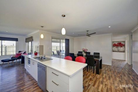 Property photo of 32 Pettigrew Drive Kalkie QLD 4670