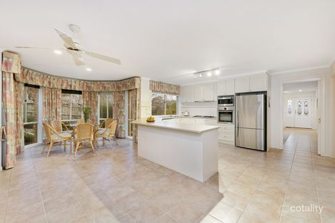 Property photo of 20 Cara Crescent Berwick VIC 3806