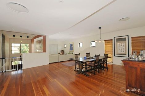 Property photo of 16 Portside Place Bulimba QLD 4171