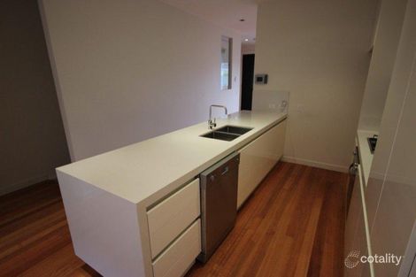 Property photo of 548 Centre Road Bentleigh VIC 3204