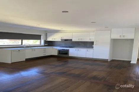 1/4 Ferguson St, Spotswood, VIC 3015