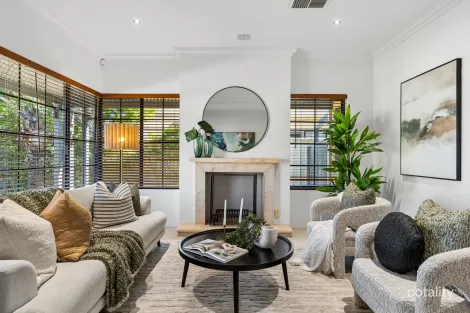 Property photo of 41 Jacana Circle Gwelup WA 6018
