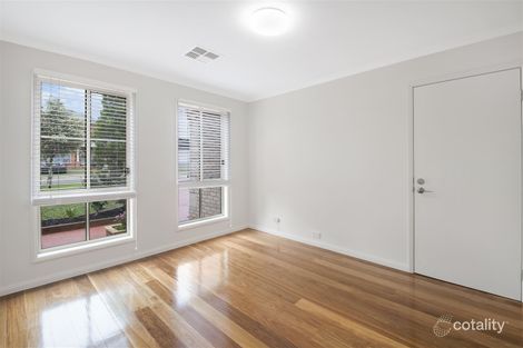 Property photo of 3 Blacket Place West Hoxton NSW 2171