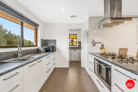 Property photo of 79 Ironstone Road Epsom VIC 3551