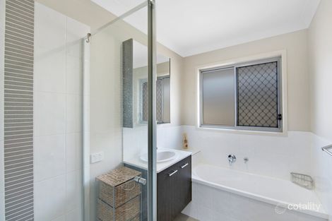 8 Hartley Cres, North Lakes, QLD 4509