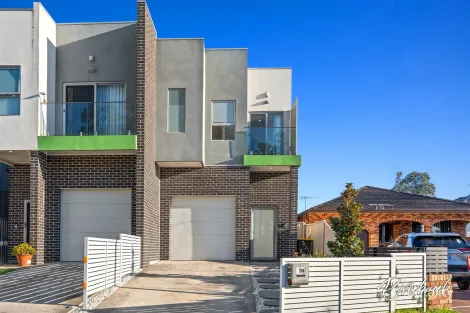 16b Kenyons Rd, Merrylands West, NSW 2160