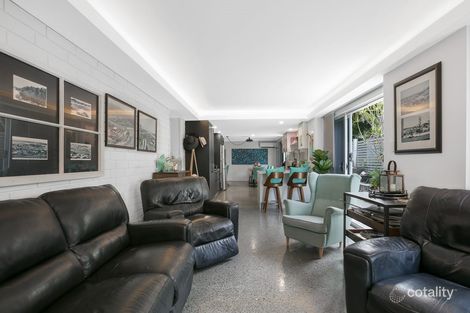 Property photo of 1/98 Albatross Avenue Mermaid Beach QLD 4218