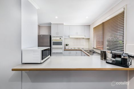 Property photo of 2 Howitt Court Berwick VIC 3806