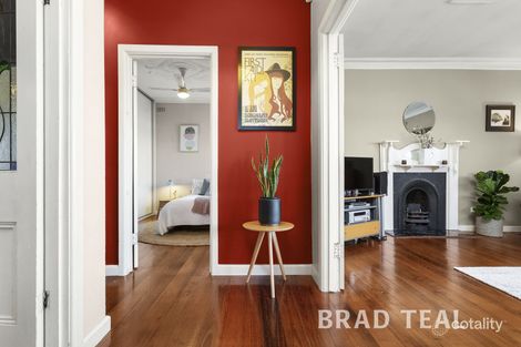 Property photo of 2A Reynolds Parade Pascoe Vale South VIC 3044