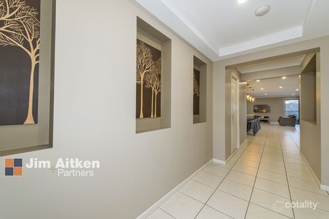 Property photo of 2 Rowland Place Jordan Springs NSW 2747