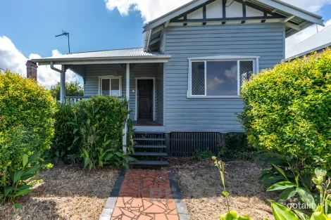 6 Peardon St, South Toowoomba, QLD 4350