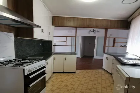 7 Illuka Cres, Mount Waverley, VIC 3149