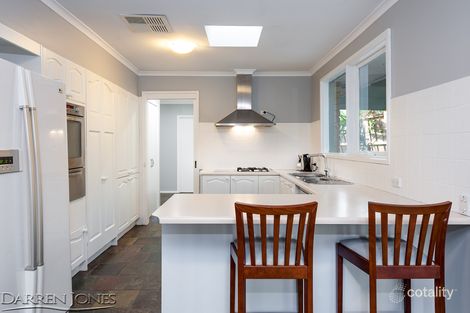Property photo of 22 Carinya Road Greensborough VIC 3088