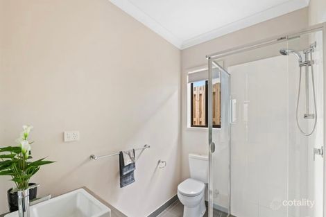 Property photo of 1 Prantl Court Bellbird Park QLD 4300