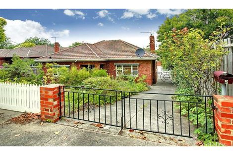 Property photo of 2 Gwenda Street Box Hill South VIC 3128