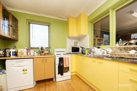 Property photo of 154 Captain Cook Crescent Narrabundah ACT 2604