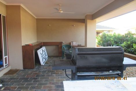 Property photo of 141 Sandhurst Boulevard Sandhurst VIC 3977