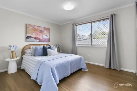Property photo of 2 Geelong Court Eagleby QLD 4207