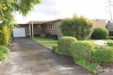 27 Leith St, Newborough, VIC 3825