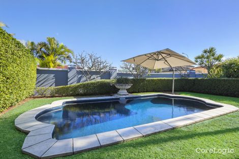 Property photo of 112 Waitomo Street Broadbeach Waters QLD 4218
