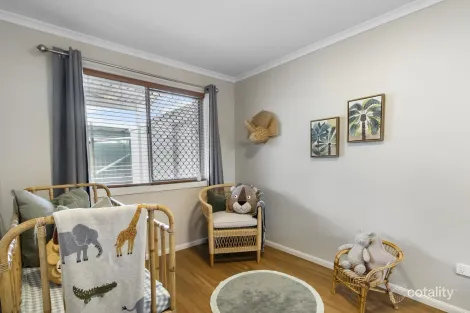 Property photo of 2 Geelong Court Eagleby QLD 4207