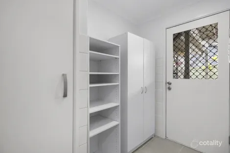 Property photo of 2 Geelong Court Eagleby QLD 4207