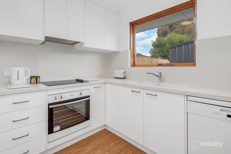 Property photo of 24 Wyoming Way Happy Valley SA 5159