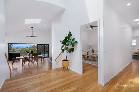 Property photo of 34 Jacaranda Place Mirador NSW 2548