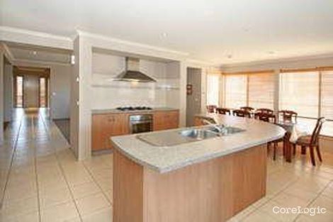 Property photo of 6 Upton Street Roxburgh Park VIC 3064