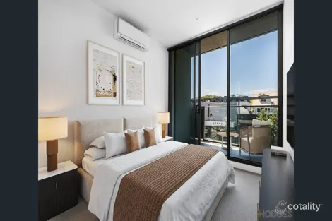 Property photo of 102/427 Hampton Street Hampton VIC 3188