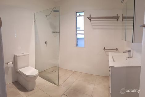 1/300 Nudgee Rd, Hendra, QLD 4011