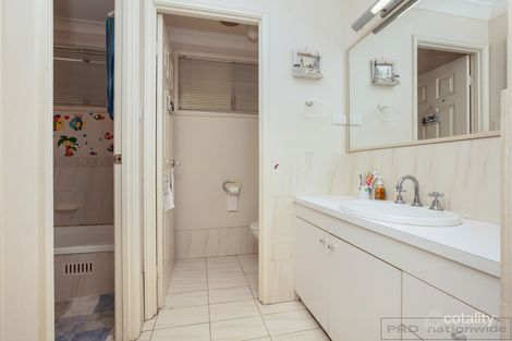 Property photo of 15 Holford Crescent Thornton NSW 2322