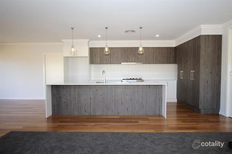 Property photo of 2 Royal Court Warrnambool VIC 3280
