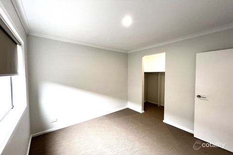 21 Silverstar St, Pakenham, VIC 3810