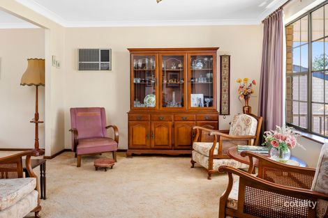 Property photo of 8 Benshulla Drive Bolwarra Heights NSW 2320