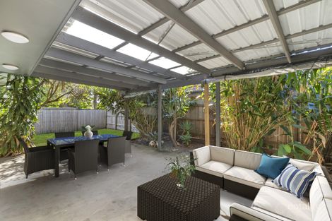 Property photo of 2/18 Sassifras Street Mudjimba QLD 4564