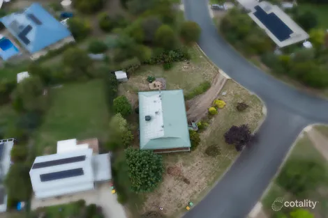 Property photo of 6 Charles Street Tawonga VIC 3697