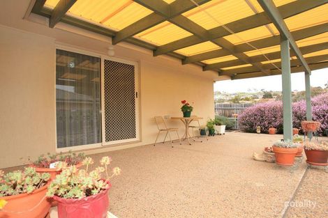 Property photo of 27 Oxenham Circuit Gordon ACT 2906