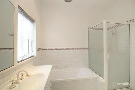 Property photo of 239 Tucker Road McKinnon VIC 3204