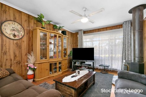 Property photo of 27 White Parade Churchill VIC 3842