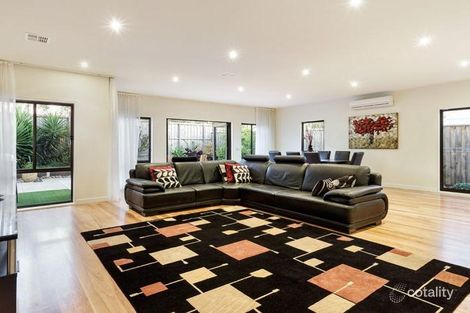 Property photo of 8A Osborne Avenue Bentleigh VIC 3204