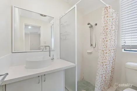 Property photo of 6 Laguardia Loop Port Kennedy WA 6172