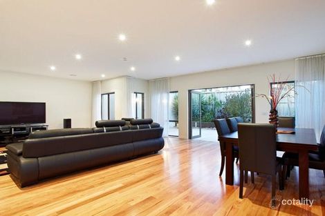 Property photo of 8A Osborne Avenue Bentleigh VIC 3204