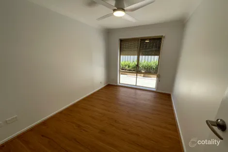 Property photo of 31 Baldwin Boulevard Windermere Park NSW 2264