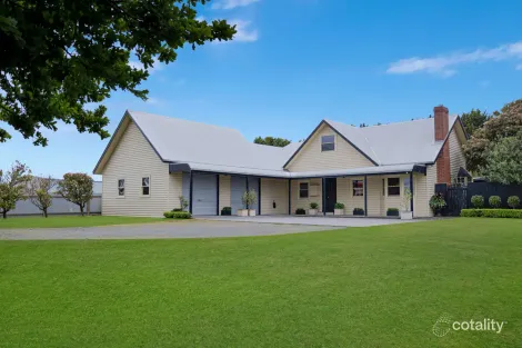 Property photo of 31 Hopkins Highway Bushfield VIC 3281